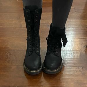 Dr. Martens Hazil boot!! No longer sold!